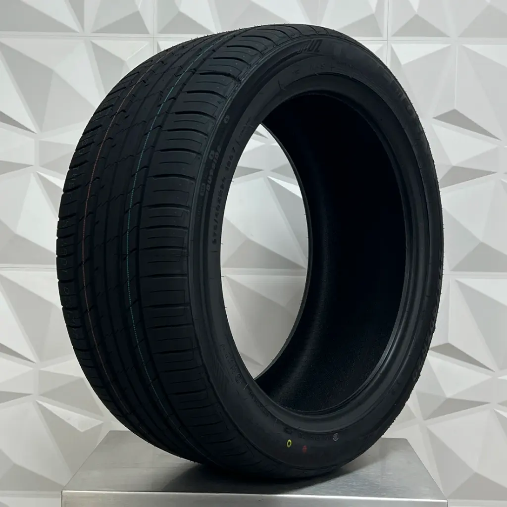 LLANTA TRACMAX 265/50ZR20 X-PRIVILO RS01 111WXL